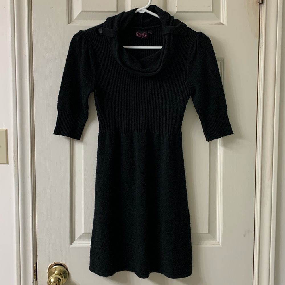 🌷3 for $25🌷take out, US M, Black Cowl Neck 3/4 Sleeve Knit Fit & Flare Dress